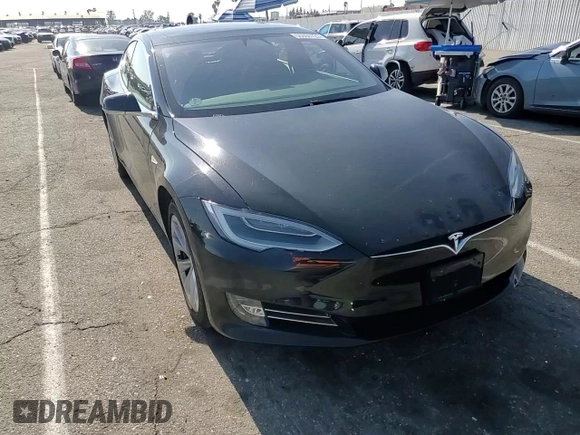 2018 Tesla Model S 75D с VIN 5YJSA1E29JF291834, выставлен на аукционе Copart как лот 55353725 с пробегом 26 871 миль миль и Списание • Salvage title. История ставок и продаж доступна на DreamBid. Изображение 13.