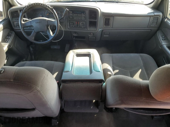 2003 GMC Sierra 1500HD SLE z VIN 1GTGC13U33F222110, wystawiony jako Copart lot #44918185 z przebiegiem 209 001 mil mil oraz Czysty tytuł • Clean title. Historia ofert i sprzedaży dostępna na DreamBid. Obrazek 8.