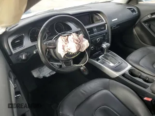 2014 Audi A5 Premium z VIN WAUCFAFRXEA016664, wystawiony jako Copart lot #54360435 z przebiegiem 99 802 mil mil oraz Szkoda całkowita • Salvage title. Historia ofert i sprzedaży dostępna na DreamBid. Obrazek 8.