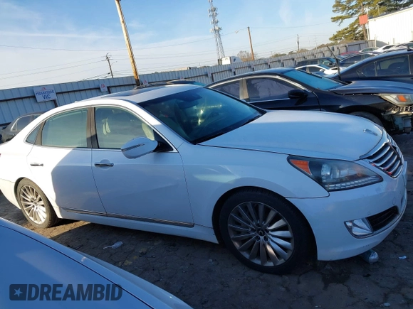 2014 Hyundai Equus Signature with VIN KMHGH4JH2EU083333, listed as a IAAI auction lot 41456178 with 111,929 mi miles and . Bid and sale history available at DreamBid. Image 12.