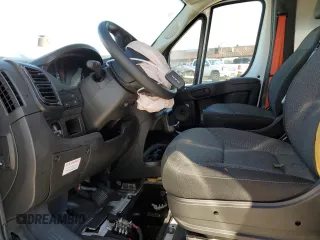 2024 Ram ProMaster Cargo Tradesman with VIN 3C6LRVDG5RE105345, listed as a Copart auction lot 80251084 with 2,440 mi miles and Non Repairable. Bid and sale history available at DreamBid. Image 7.