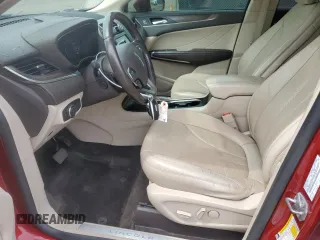2017 Lincoln MKC Reserve z VIN 5LMCJ3D97HUL35581, wystawiony jako Copart lot #58519795 z przebiegiem 114 300 mil mil oraz Tytuł czysty. Historia ofert i sprzedaży dostępna na DreamBid. Obrazek 7.