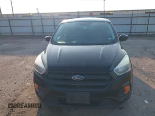 2017 Ford Escape S с VIN 1FMCU0F7XHUA13358, выставлен на аукционе IAAI как лот 42409601 с пробегом 127 324 миль миль и . История ставок и продаж доступна на DreamBid. Изображение 12.