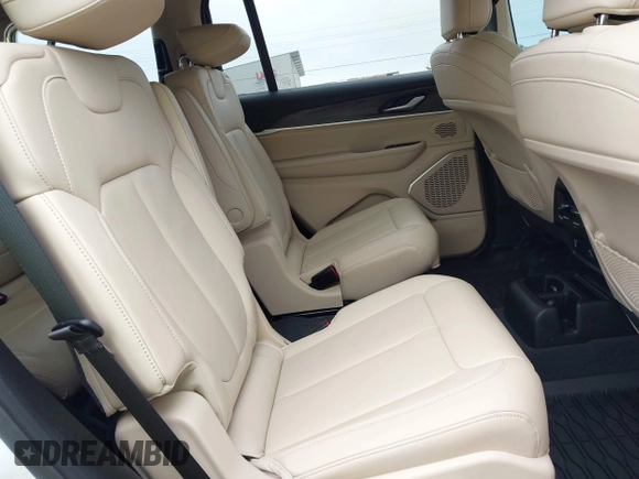 2021 Jeep Grand Cherokee Limited with VIN 1C4RJKBG5M8186488, listed as a IAAI auction lot 42271087 with 52,615 mi miles and . Bid and sale history available at DreamBid. Image 8.