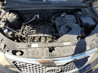 2011 Kia Sorento LX with VIN 5XYKT3A13BG013461, listed as a Copart auction lot 47467015 with 166,707 mi miles and Clean Title. Bid and sale history available at DreamBid. Image 12.