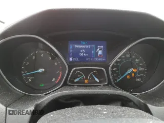 2012 Ford Focus SE with VIN 1FAHP3F24CL458433, listed as a Copart auction lot 48610995 with 283,408 mi miles and Clean Title. Bid and sale history available at DreamBid. Image 9.