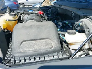 2020 Ford F-150 XLT z VIN 1FTEW1EP7LFA93407, wystawiony jako IAAI lot #43223045 z przebiegiem 74 248 mil mil oraz . Historia ofert i sprzedaży dostępna na DreamBid. Obrazek 19.