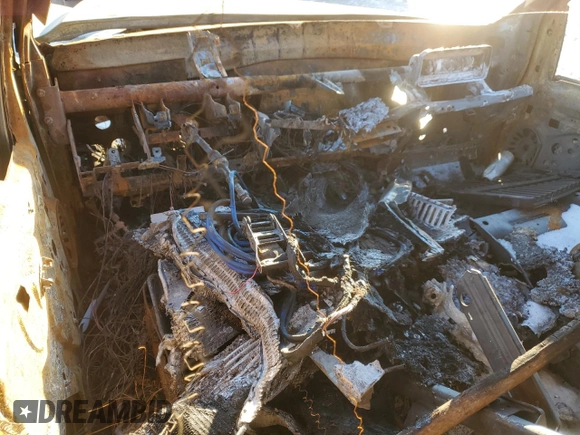 2002 Ford F-350 XL with VIN 1FTSX31F62EA83898, listed as a Copart auction lot 88040255 with Not provided miles and Salvage title. Bid and sale history available at DreamBid. Image 8.