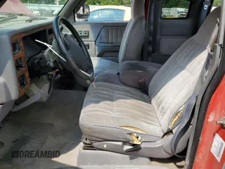 1995 Dodge Dakota z VIN 1B7GL23YXSS155861, wystawiony jako Copart lot #64209414 z przebiegiem 336 037 mil mil oraz Szkoda całkowita • Salvage title. Historia ofert i sprzedaży dostępna na DreamBid. Obrazek 7.