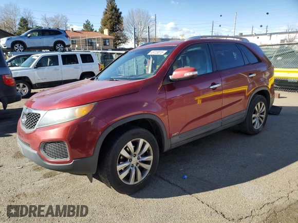 2011 Kia Sorento LX with VIN 5XYKTDA28BG057065, listed as a Copart auction lot 49723015 with 186,912 mi miles and Salvage Title. Bid and sale history available at carsss.com. Image 1.