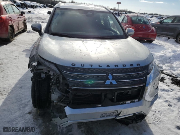 2024 Mitsubishi Outlander SE with VIN JA4J4VA8XRZ608024, listed as a Copart auction lot 45488955 with 11,283 mi miles and Salvage Title. Bid and sale history available at carsss.com. Image 5.