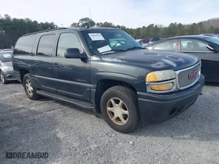 2004 GMC Yukon XL Denali with VIN 1GKFK66U24J146440, listed as a IAAI auction lot 41607854 with 256,522 mi miles. Bid and sale history available at carsss.com. Image 1.