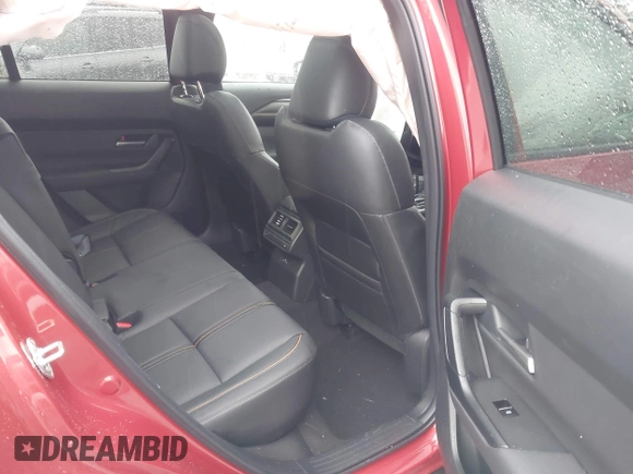 2025 Mazda CX-50 Premium z VIN 7MMVABDY3SN329439, wystawiony jako IAAI lot #41867334 z przebiegiem 3 508 mil mil oraz . Historia ofert i sprzedaży dostępna na DreamBid. Obrazek 8.