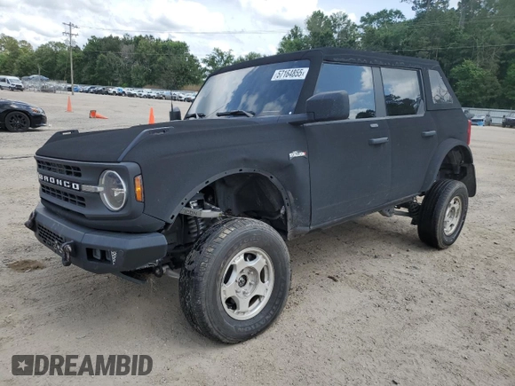 2021 Ford Bronco z VIN 1FMEE5BP4MLA90588, wystawiony jako Copart lot #57164855 z przebiegiem 22 550 mil mil oraz Szkoda całkowita • Salvage title. Historia ofert i sprzedaży dostępna na DreamBid. Obrazek 1.