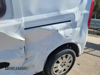 2021 Ram ProMaster City Cargo Tradesman SLT z VIN ZFBHRFBB9M6U67921, wystawiony jako IAAI lot #42734098 z przebiegiem 192 000 mil mil oraz . Historia ofert i sprzedaży dostępna na DreamBid. Obrazek 1.