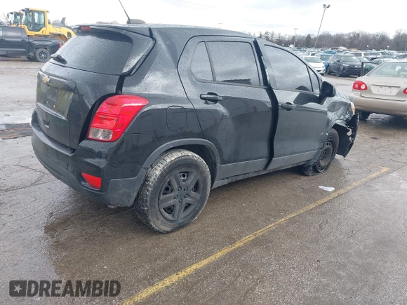 2018 Chevrolet Trax LS with VIN 3GNCJKSB5JL250074, listed as a IAAI auction lot 41727033 with 91,116 mi miles. Bid and sale history available at carsss.com. Image 4.