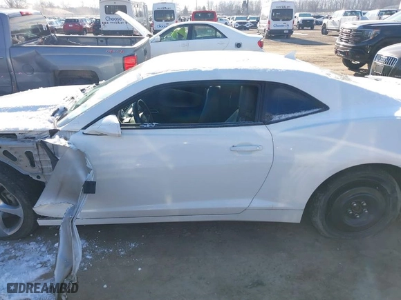 2014 Chevrolet Camaro LT with VIN 2G1FC1E33E9128622, listed as a IAAI auction lot 40918743 with NaN miles. Bid and sale history available at carsss.com. Image 14.