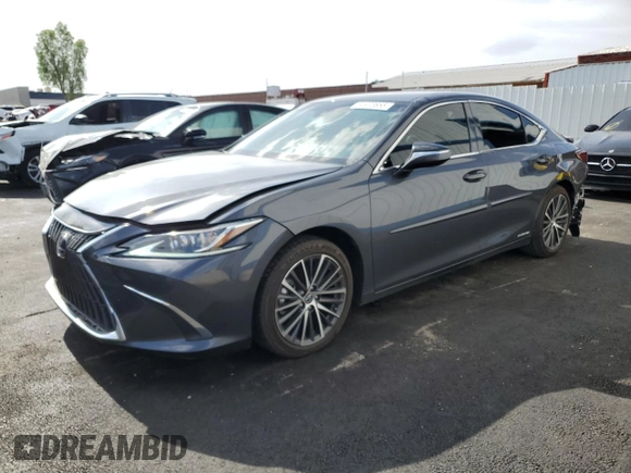 2022 Lexus ES 300h with VIN 58ADA1C17NU017617, listed as a Copart auction lot 61970855 with 16,988 mi miles and Salvage title. Bid and sale history available at DreamBid. Image 1.
