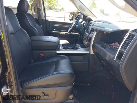 2018 Ram 2500 Laramie with VIN 3C6UR5NL9JG276737, listed as a IAAI auction lot 42378589 with 75,897 mi miles and . Bid and sale history available at DreamBid. Image 5.