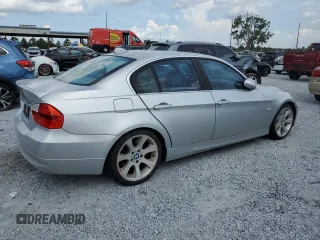 2006 BMW 3 Series 330i z VIN WBAVB33516PS19636, wystawiony jako Copart lot #58775395 z przebiegiem 176 357 mil mil oraz Czysty tytuł • Clean title. Historia ofert i sprzedaży dostępna na DreamBid. Obrazek 3.