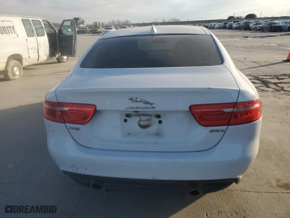 2018 Jaguar XE 25t with VIN SAJAR4FX6JCP24055, listed as a Copart auction lot 88004395 with 129,964 mi miles and Clean Title. Bid and sale history available at carsss.com. Image 6.