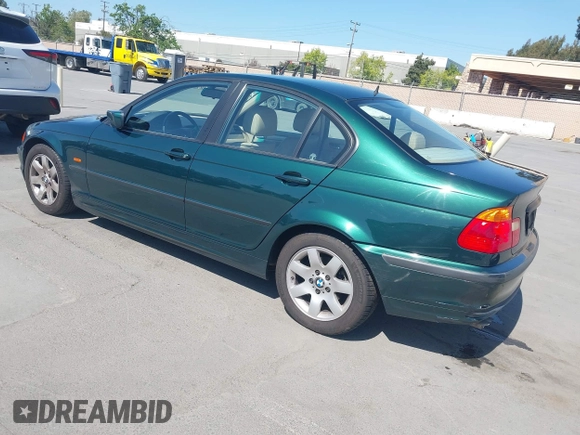 1999 BMW 3 Series 323i with VIN WBAAM3336XFP55691, listed as a IAAI auction lot 42033522 with 129,067 mi miles. Bid and sale history available at carsss.com. Image 3.