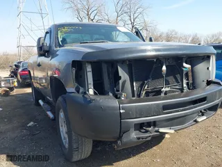 2013 Chevrolet Silverado 1500 Work Truck with VIN 1GCNKPEX2DZ323403, listed as a IAAI auction lot 41754473 with 150,224 mi miles. Bid and sale history available at carsss.com. Image 6.