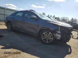 2024 Kia Forte LXS with VIN 3KPF24ADXRE723727, listed as a Copart auction lot 48360305 with 68,207 mi miles and Salvage Title. Bid and sale history available at carsss.com. Image 4.