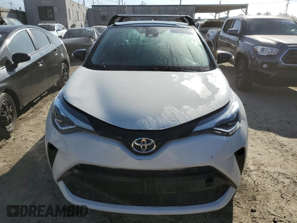 2022 Toyota C-HR XLE with VIN NMTKHMBX4NR145810, listed as a Copart auction lot 83892674 with 40,462 mi miles and Clean Title. Bid and sale history available at DreamBid. Image 5.