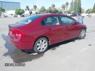 2008 Honda Civic LX z VIN 2HGFA16518H534553, wystawiony jako IAAI lot #42083382 z przebiegiem 159 786 mil mil oraz . Historia ofert i sprzedaży dostępna na DreamBid. Obrazek 4.