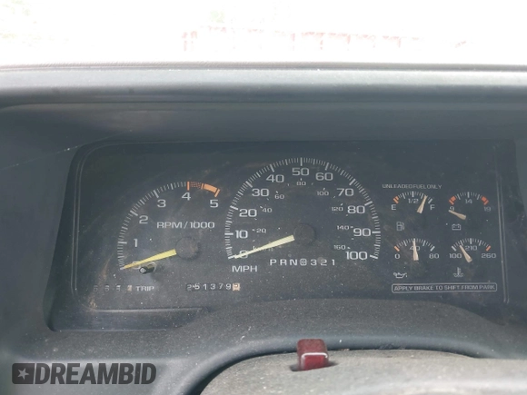 1995 GMC Sierra 1500 with VIN 1GTEC19K0SE514346, listed as a IAAI auction lot 42110686 with 251,379 mi miles and . Bid and sale history available at DreamBid. Image 7.
