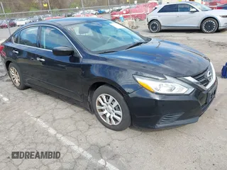 2016 Nissan Altima SR with VIN 1N4AL3AP9GC219286, listed as a IAAI auction lot 42123028 with 73,120 mi miles and . Bid and sale history available at carsss.com. Image 1.