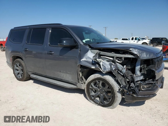 2024 Jeep Wagoneer Series II Carbide with VIN 1C4SJVBP4RS107924, listed as a Copart auction lot 71017184 with 15,695 mi miles and Salvage Title. Bid and sale history available at DreamBid. Image 4.