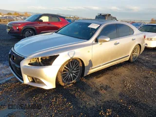 2013 Lexus LS 460 z VIN JTHCL5EFXD5019385, wystawiony jako IAAI lot #40930564 z przebiegiem 179 454 mil mil oraz . Historia ofert i sprzedaży dostępna na DreamBid. Obrazek 18.
