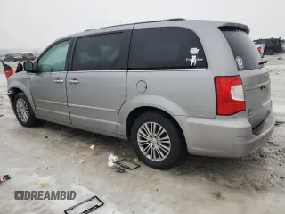 2014 Chrysler Town & Country Touring-L with VIN 2C4RC1CG7ER329627, listed as a Copart auction lot 43019185 with 204,542 mi miles and Clean Title. Bid and sale history available at carsss.com. Image 2.