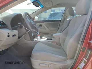 2009 Toyota Camry LE z VIN 4T1BK46K69U085964, wystawiony jako Copart lot #56180855 z przebiegiem 149 184 mil mil oraz Szkoda całkowita • Salvage title. Historia ofert i sprzedaży dostępna na DreamBid. Obrazek 7.