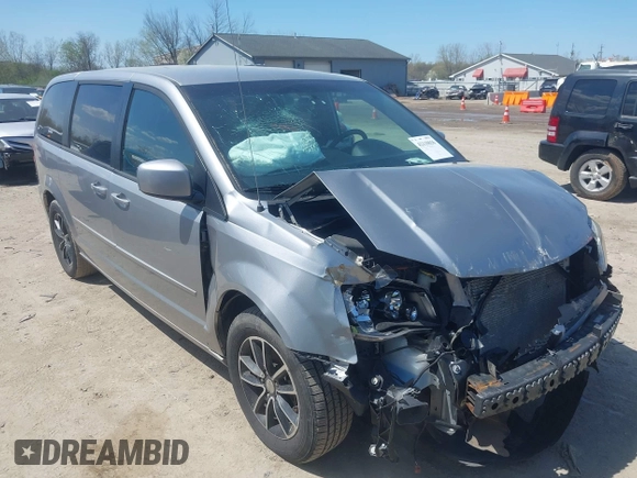 2017 Dodge Grand Caravan GT with VIN 2C4RDGEG3HR740797, listed as a IAAI auction lot 42110636 with 186,330 mi miles and . Bid and sale history available at DreamBid. Image 6.