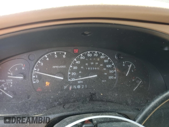 1999 Ford Explorer XLT with VIN 1FMZU34E3XUB50850, listed as a Copart auction lot 52257815 with 162,360 mi miles and Salvage title. Bid and sale history available at DreamBid. Image 9.