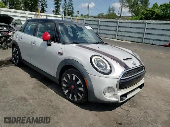 2017 MINI Hardtop 4 Door Cooper S with VIN WMWXU3C55H2D33015, listed as a Copart auction lot 63756435 with 63,596 mi miles and Salvage title. Bid and sale history available at DreamBid. Image 13.