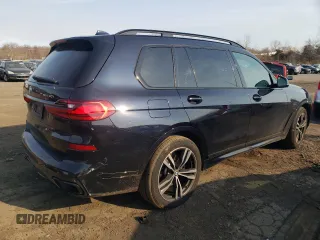 2021 BMW X7 xDrive40i z VIN 5UXCW2C00M9E47322, wystawiony jako Copart lot #47989584 z przebiegiem 57 032 mil mil oraz Szkoda całkowita • Salvage title. Historia ofert i sprzedaży dostępna na DreamBid. Obrazek 3.