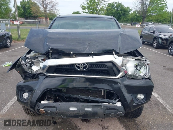2013 Toyota Tacoma z VIN 3TMLU4EN5DM107819, wystawiony jako IAAI lot #42167593 z przebiegiem 196 714 mil mil oraz . Historia ofert i sprzedaży dostępna na DreamBid. Obrazek 6.