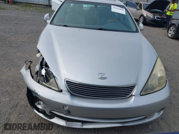 2005 Lexus ES 350 z VIN JTHBA30G555068789, wystawiony jako IAAI lot #42412848 z przebiegiem 100 430 mil mil oraz . Historia ofert i sprzedaży dostępna na DreamBid. Obrazek 13.