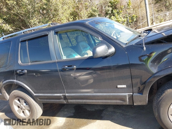 2003 Ford Explorer z VIN 1FMZU85W33ZB13900, wystawiony jako IAAI lot #41479457 z przebiegiem 291 965 mil mil oraz . Historia ofert i sprzedaży dostępna na DreamBid. Obrazek 13.