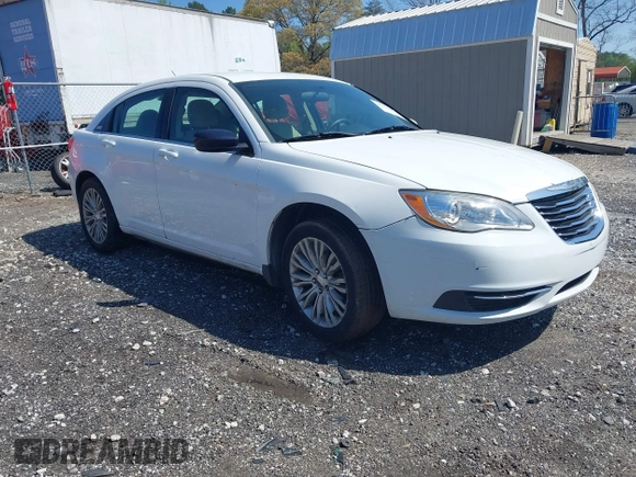 2014 Chrysler 200 LX with VIN 1C3CCBABXEN206344, listed as a IAAI auction lot 41956600 with 280,000 mi miles. Bid and sale history available at carsss.com. Image 1.