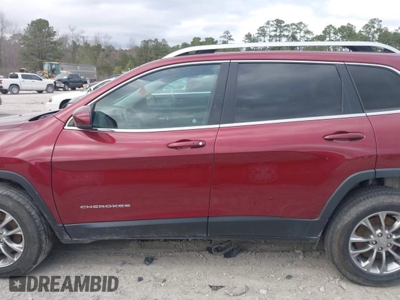 2020 Jeep Cherokee Altitude with VIN 1C4PJMLB2LD651837, listed as a IAAI auction lot 41722049 with 131,759 mi miles. Bid and sale history available at carsss.com. Image 14.