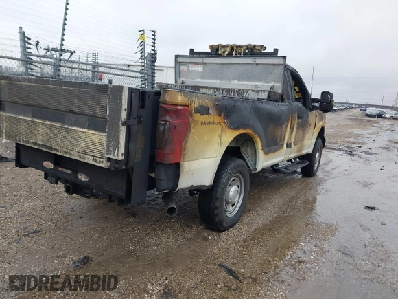 2022 Ford F-250 XL with VIN 1FTBF2B63NEC67762, listed as a IAAI auction lot 41718333 with Not provided miles and . Bid and sale history available at DreamBid. Image 4.