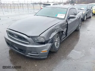 2013 Ford Mustang V6 with VIN 1ZVBP8AM3D5264789, listed as a IAAI auction lot 41650434 with NaN miles. Bid and sale history available at carsss.com. Image 2.