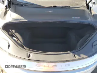 2022 Lucid Air Grand Touring z VIN 50EA1GBA5NA004784, wystawiony jako Copart lot #46854065 z przebiegiem 16 471 mil mil oraz Szkody całkowita. Historia ofert i sprzedaży dostępna na DreamBid. Obrazek 11.