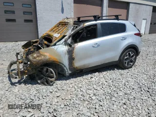 2022 Kia Sportage EX с VIN KNDPNCAC8N7950826, выставлен на аукционе Copart как лот 66128305 с пробегом Не указан миль и Списание • Salvage title. История ставок и продаж доступна на DreamBid. Изображение 1.