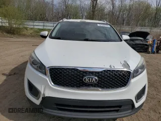 2016 Kia Sorento LX with VIN 5XYPG4A38GG121504, listed as a Copart auction lot 54166175 with 181,509 mi miles and Clean Title. Bid and sale history available at carsss.com. Image 5.